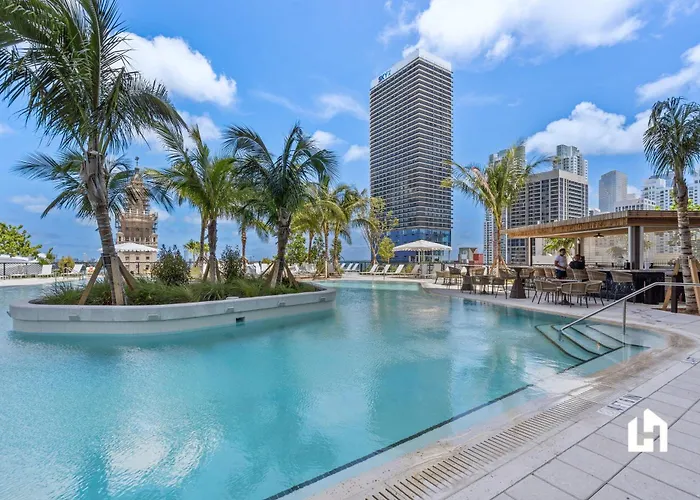 Stylish Apartments With Partial Ocean Views In Downtown!